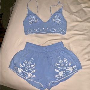 L’ATISTE two-piece set